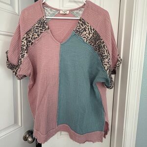 UMGEE color block gauze top pink & blue leopard accents. Medium